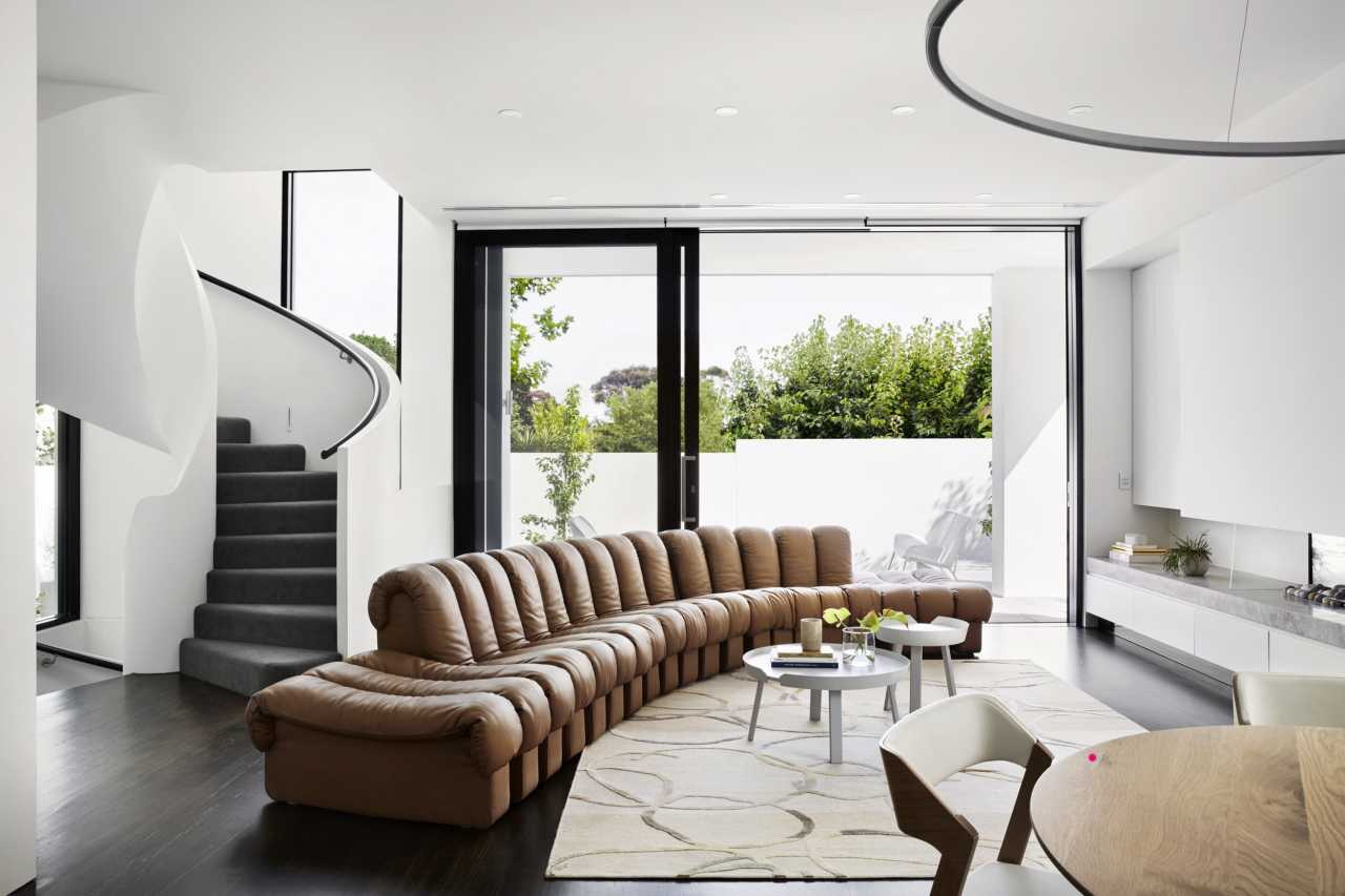 DS-600 Snake Design U. Berger, E. Peduzzi Riva, H. Ulrich, K. Vogt